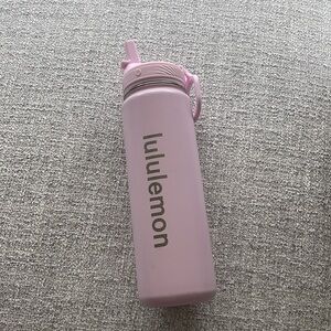 lululemon Back to Life Sport Bottle 24oz Straw Lid
